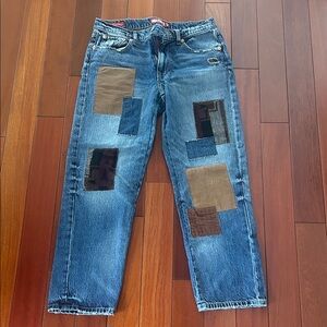 Worn once Lucky Brand Patchwork Relaxed Straight leg Jeans - 4/27